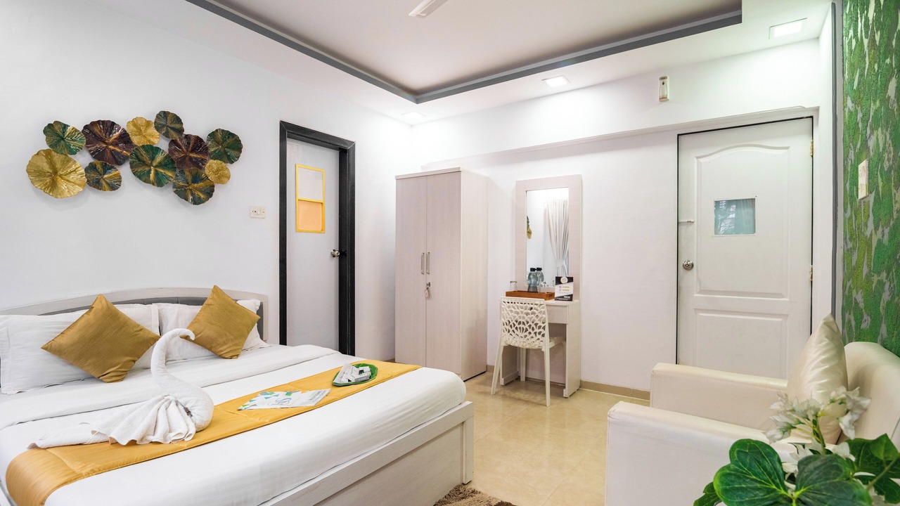 Photo of Bedroom in Kandivali East
