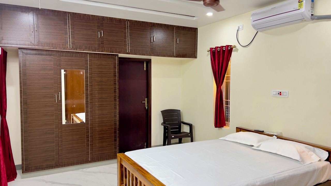Photo of Bedroom in Tiruvannamalai