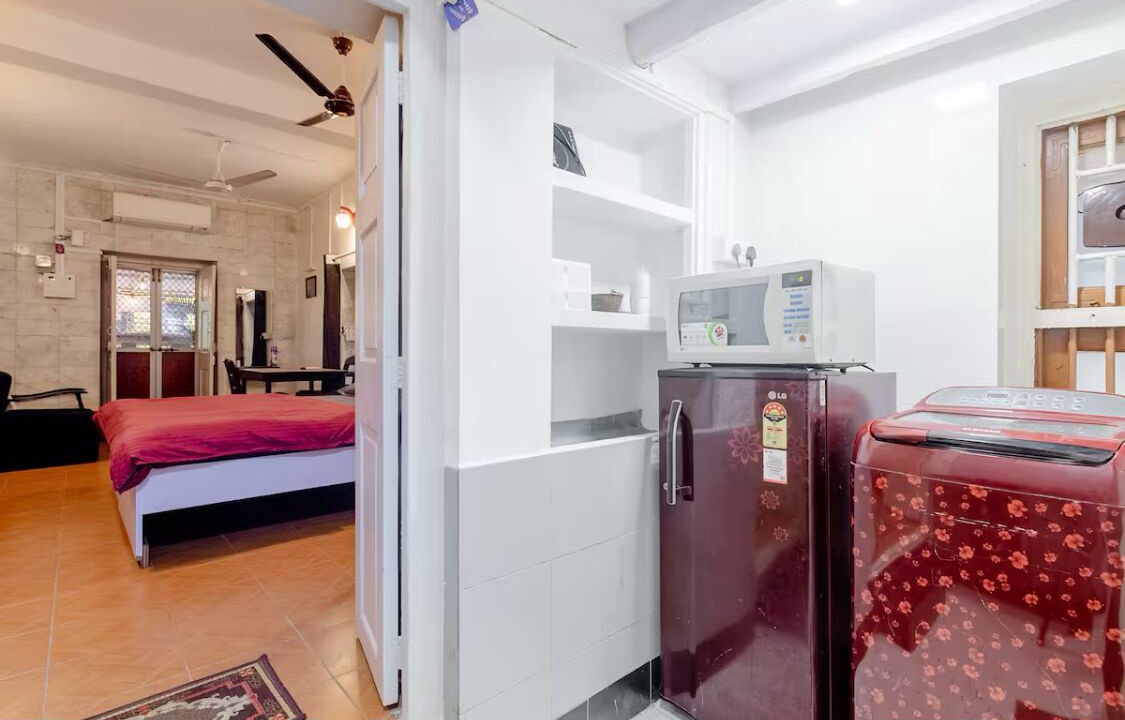 Photo of Bedroom in Pali Hill