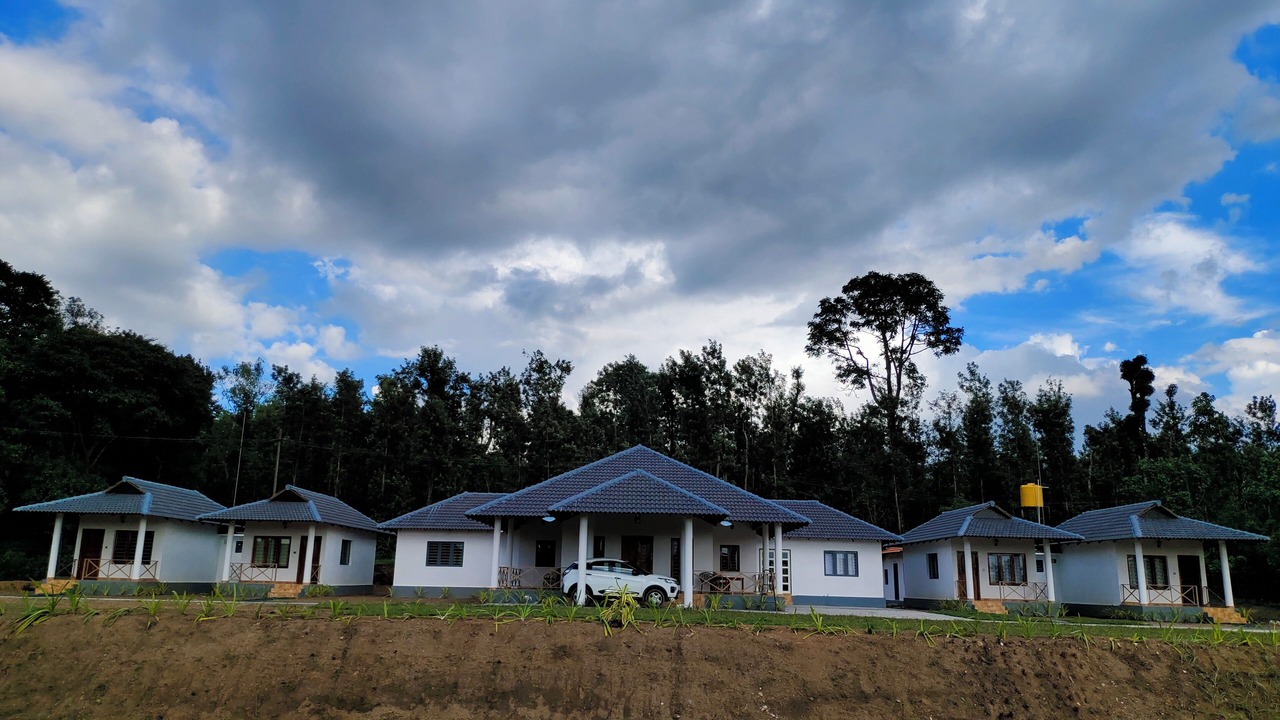 Photo of Outdoor in Alur