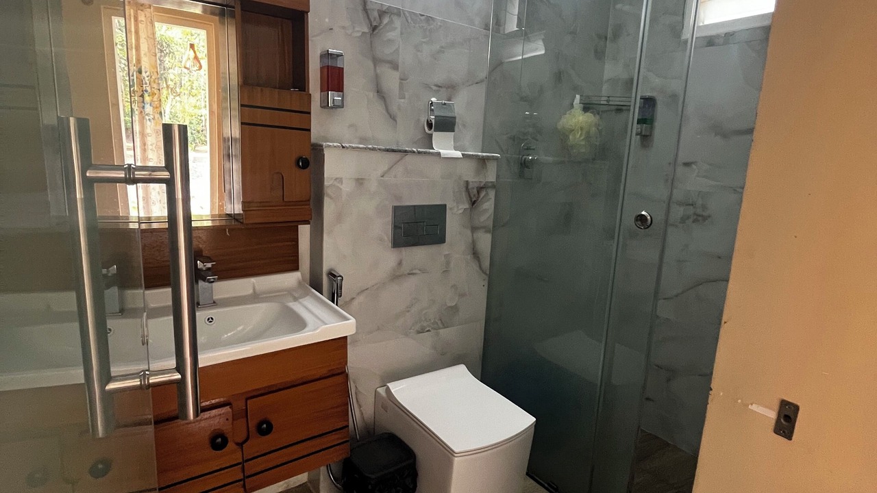 Photo of Bathroom in Madapura