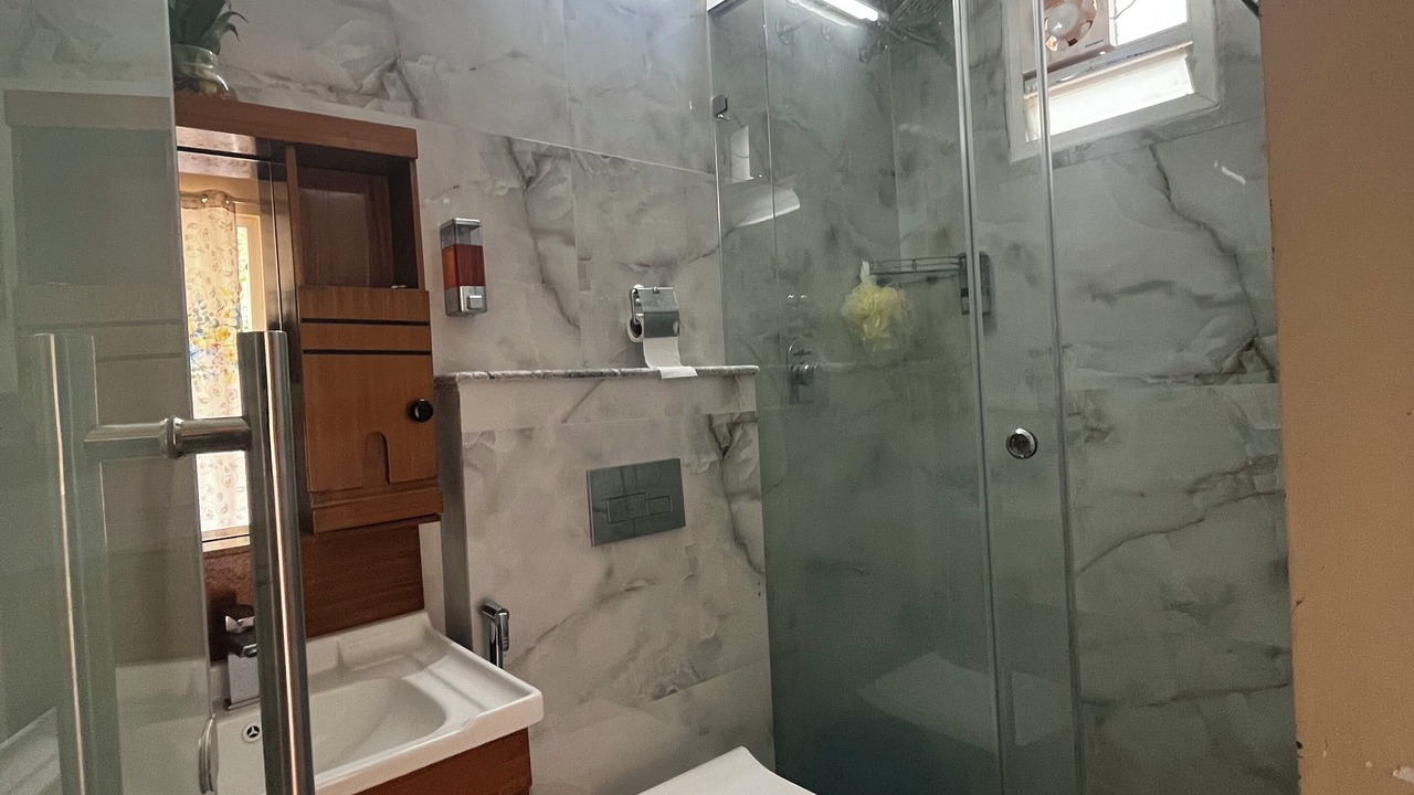 Photo of Bathroom in Madapura