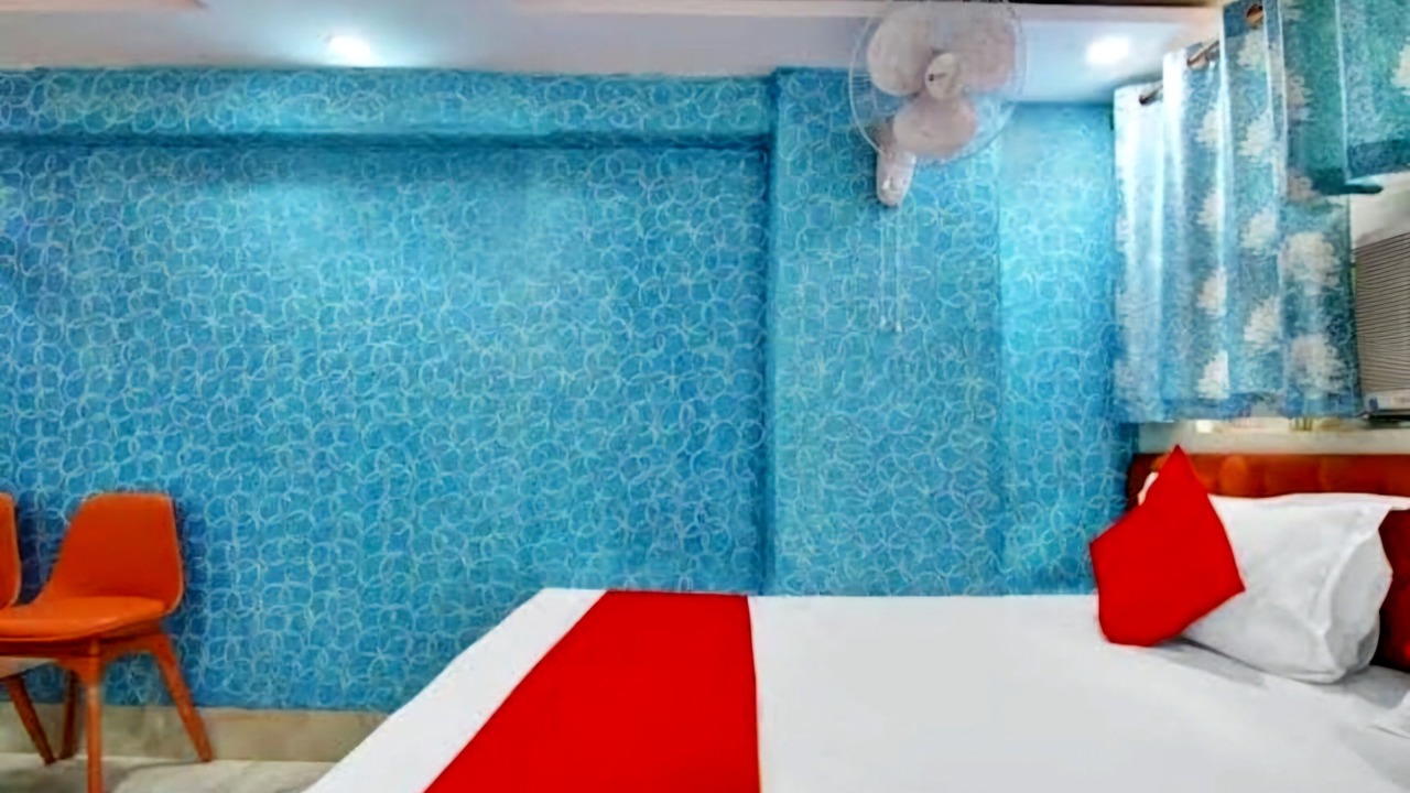 Photo of Bedroom in Karol Bagh