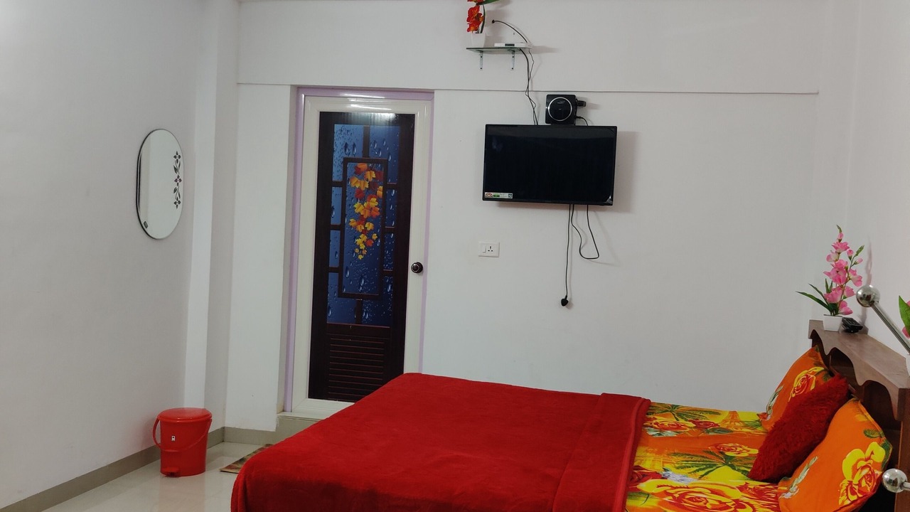 Photo of Bedroom in Ramakkalmedu