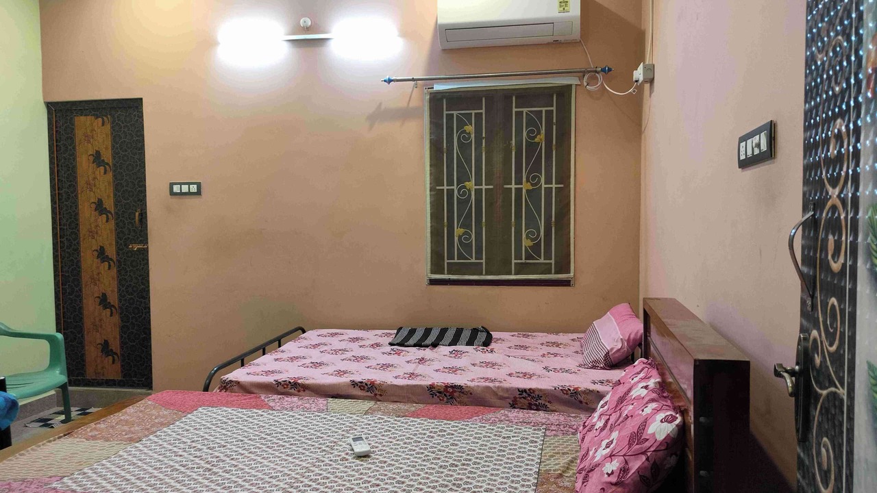 Photo of Bedroom in Tiruvannamalai
