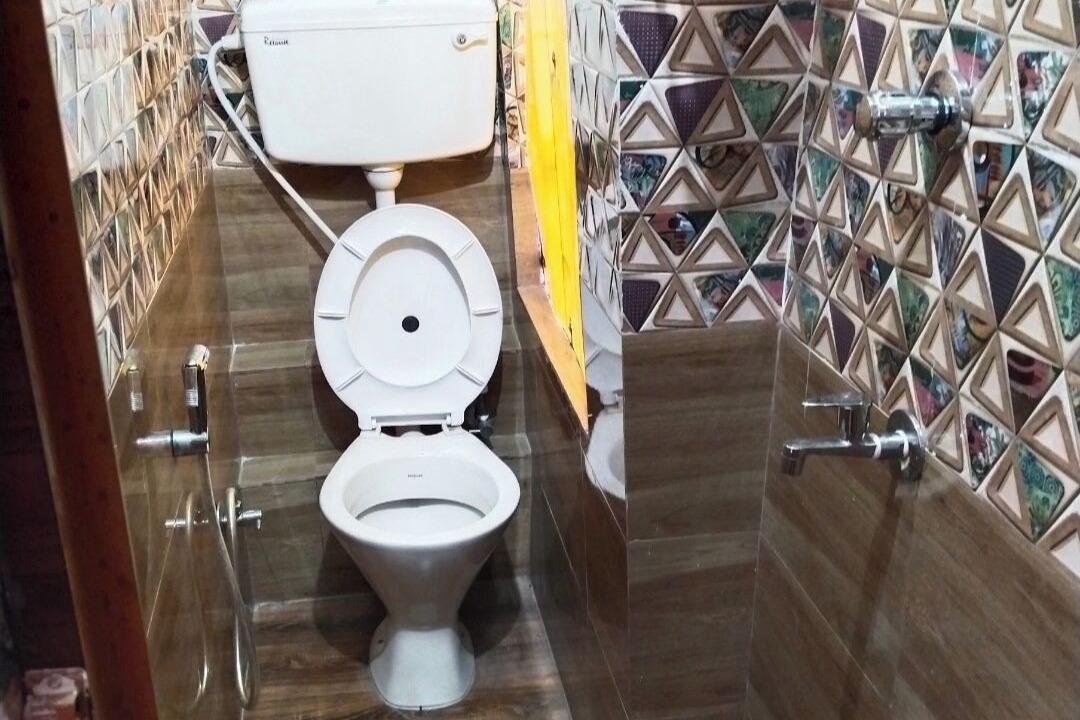 Photo of Bathroom in Garia
