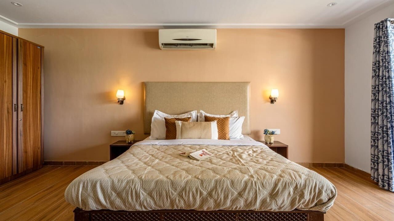 Photo of Bedroom in Mahabaleshwar