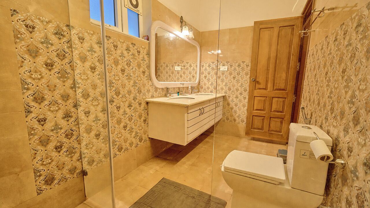 Photo of Bathroom in Ithalar