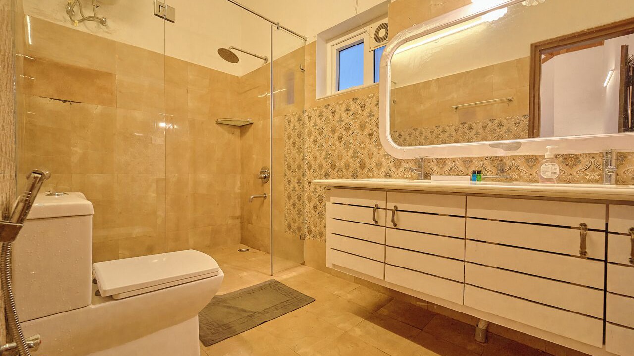 Photo of Bathroom in Ithalar