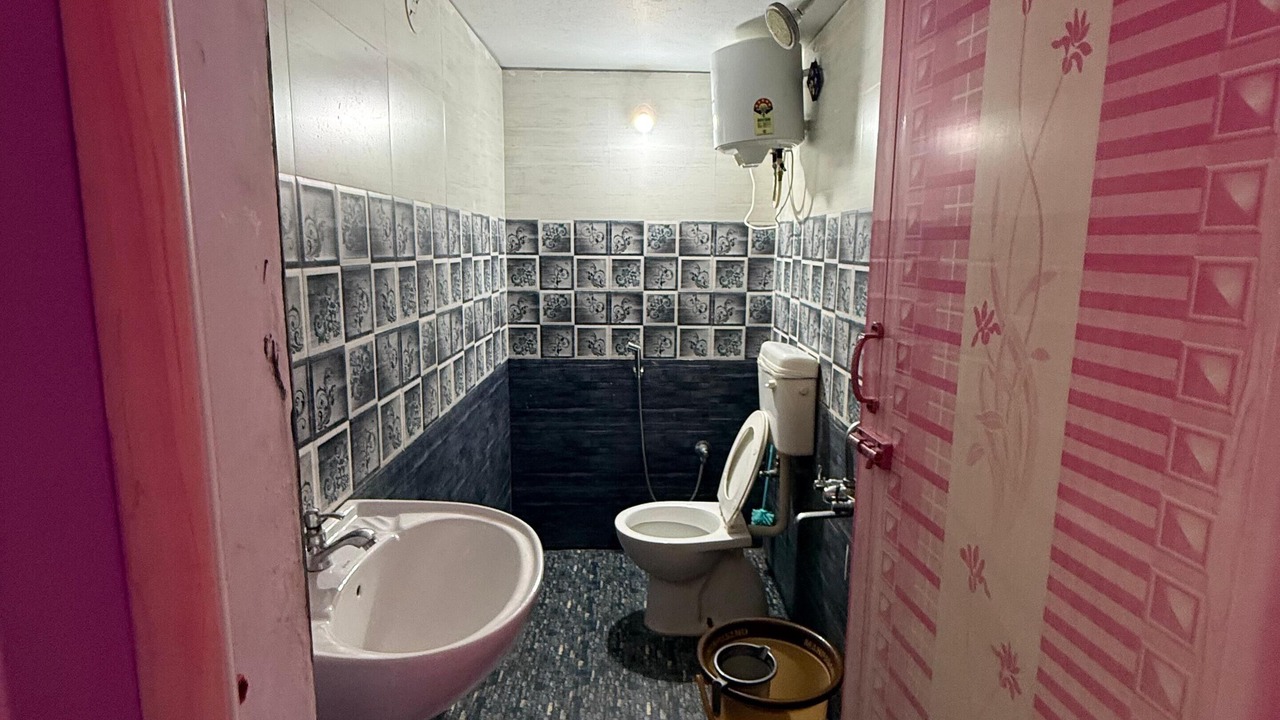 Photo of Bathroom in Kuilapalayam