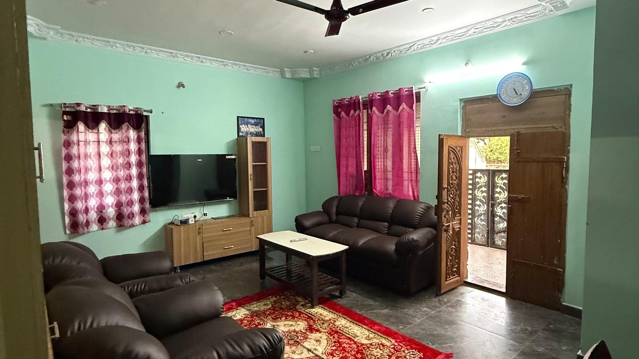 Photo of Livingroom in Kuilapalayam