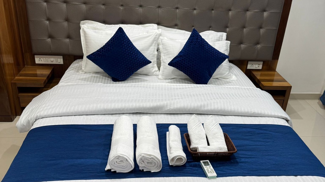 Photo of Bedroom in Powai
