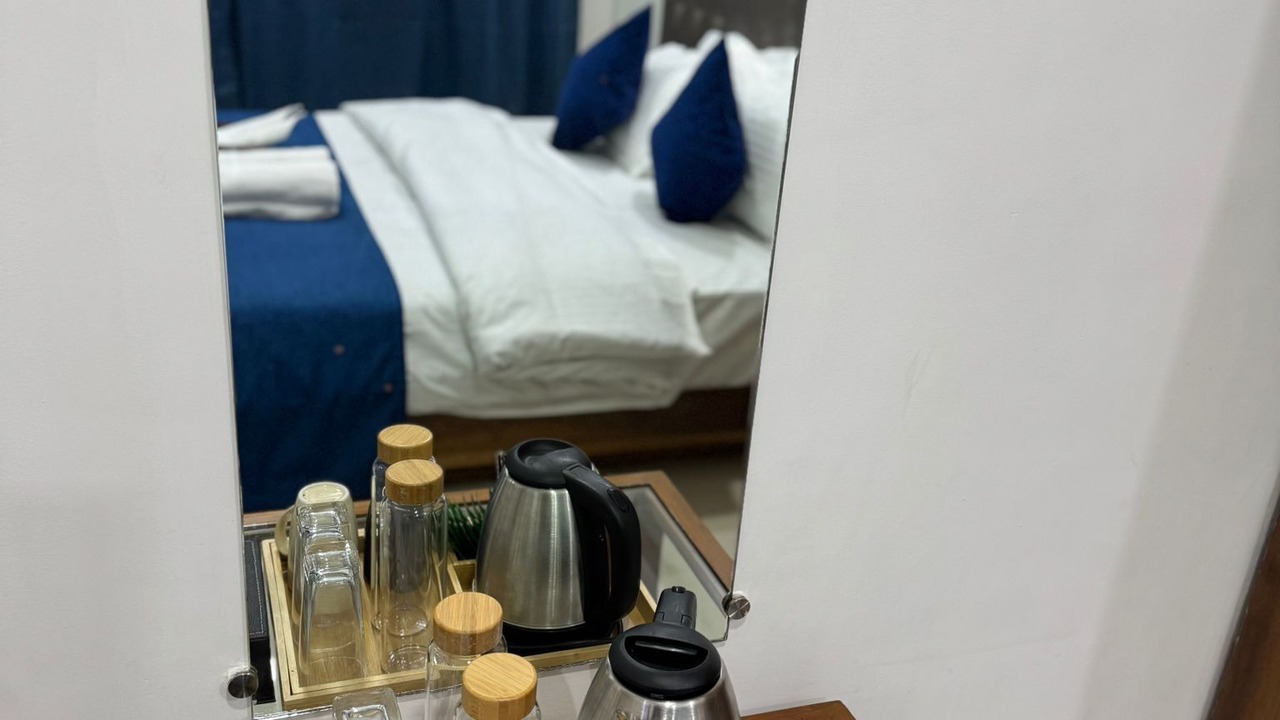Photo of Bedroom in Powai