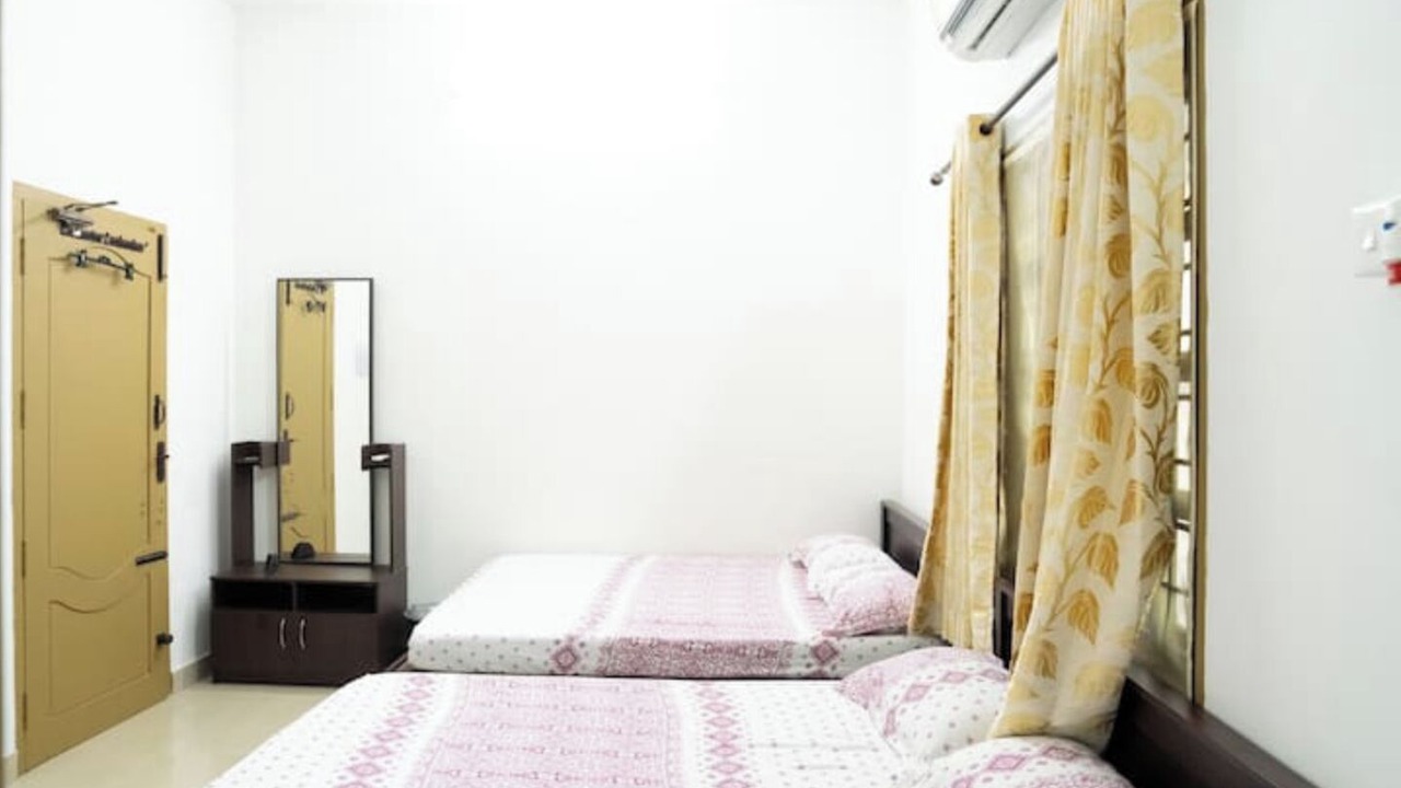 Photo of Bedroom in Palayankottai