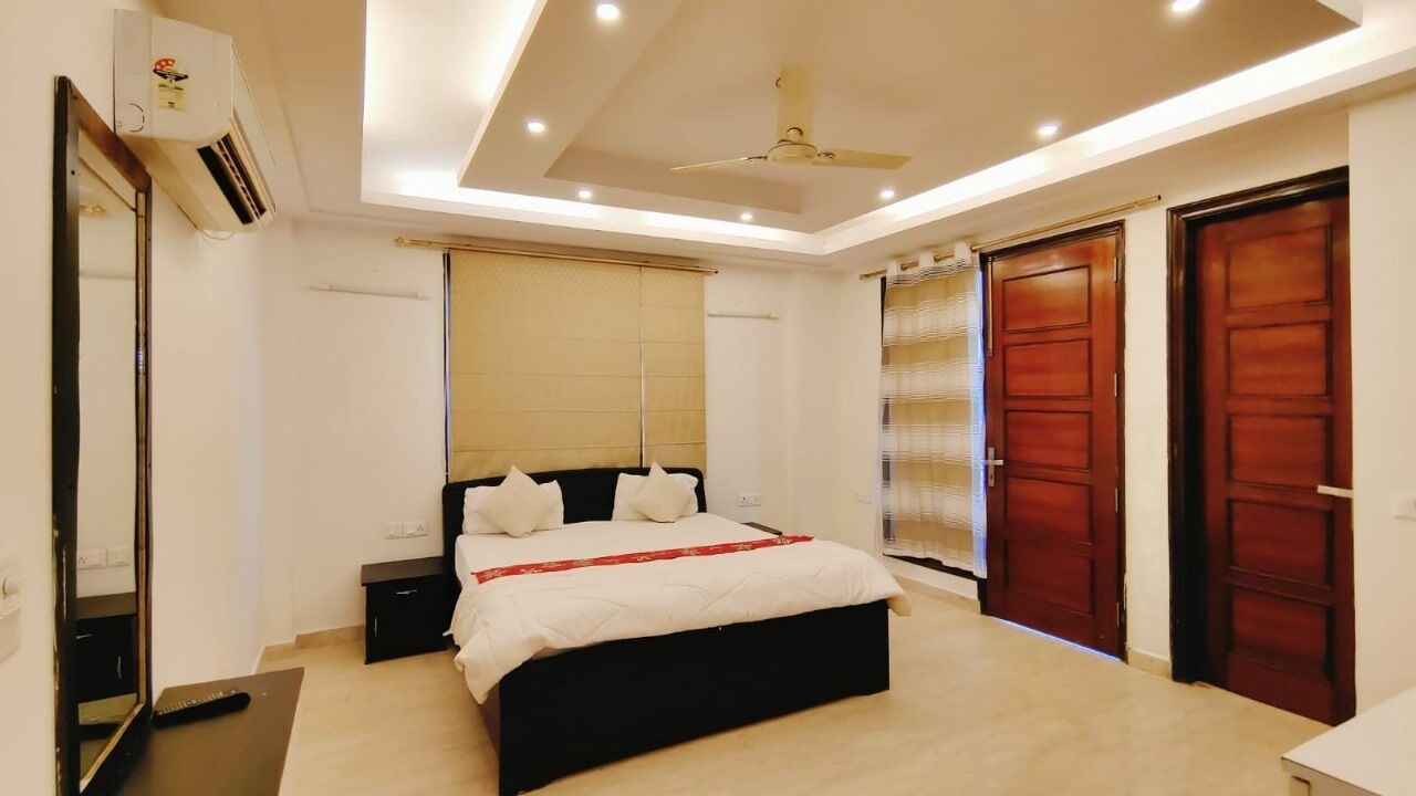 Photo of Bedroom in Saket