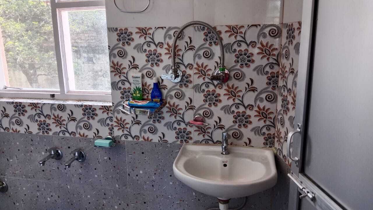 Photo of Bathroom in Gunehr