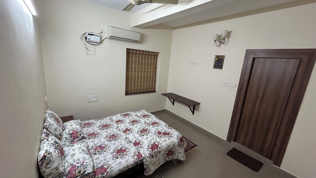 Photo of Bedroom in Vadanemelli