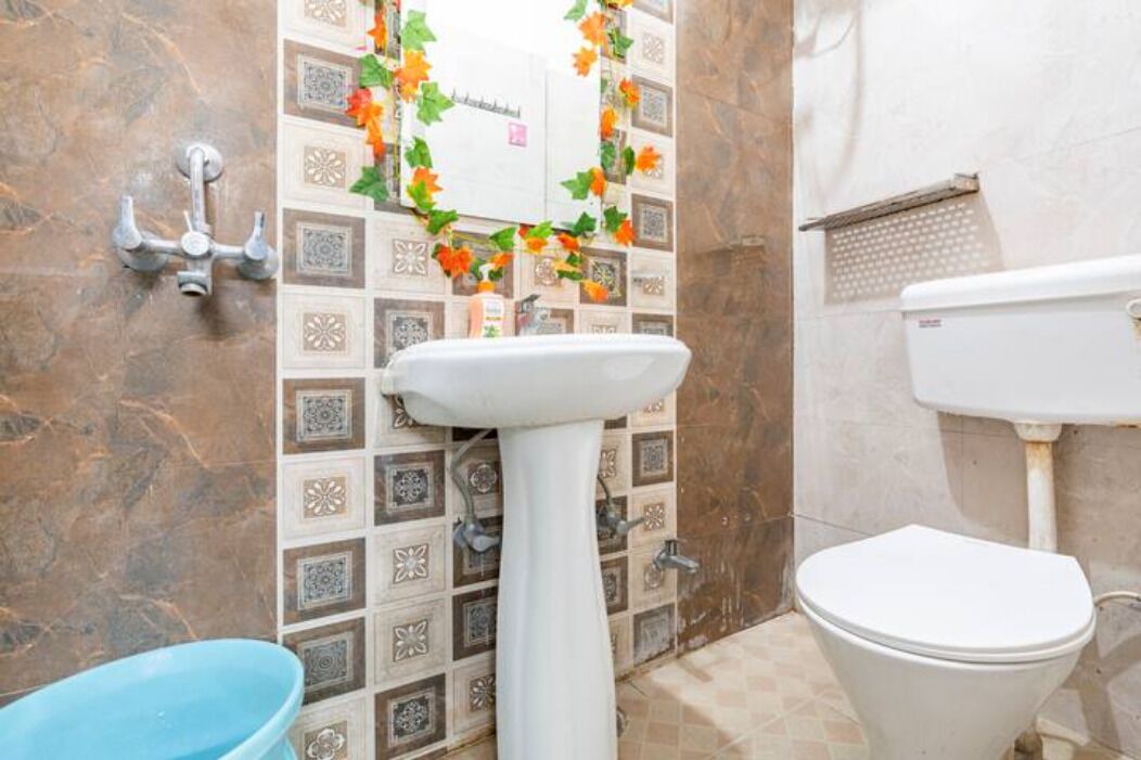 Photo of Bathroom in Tapovan