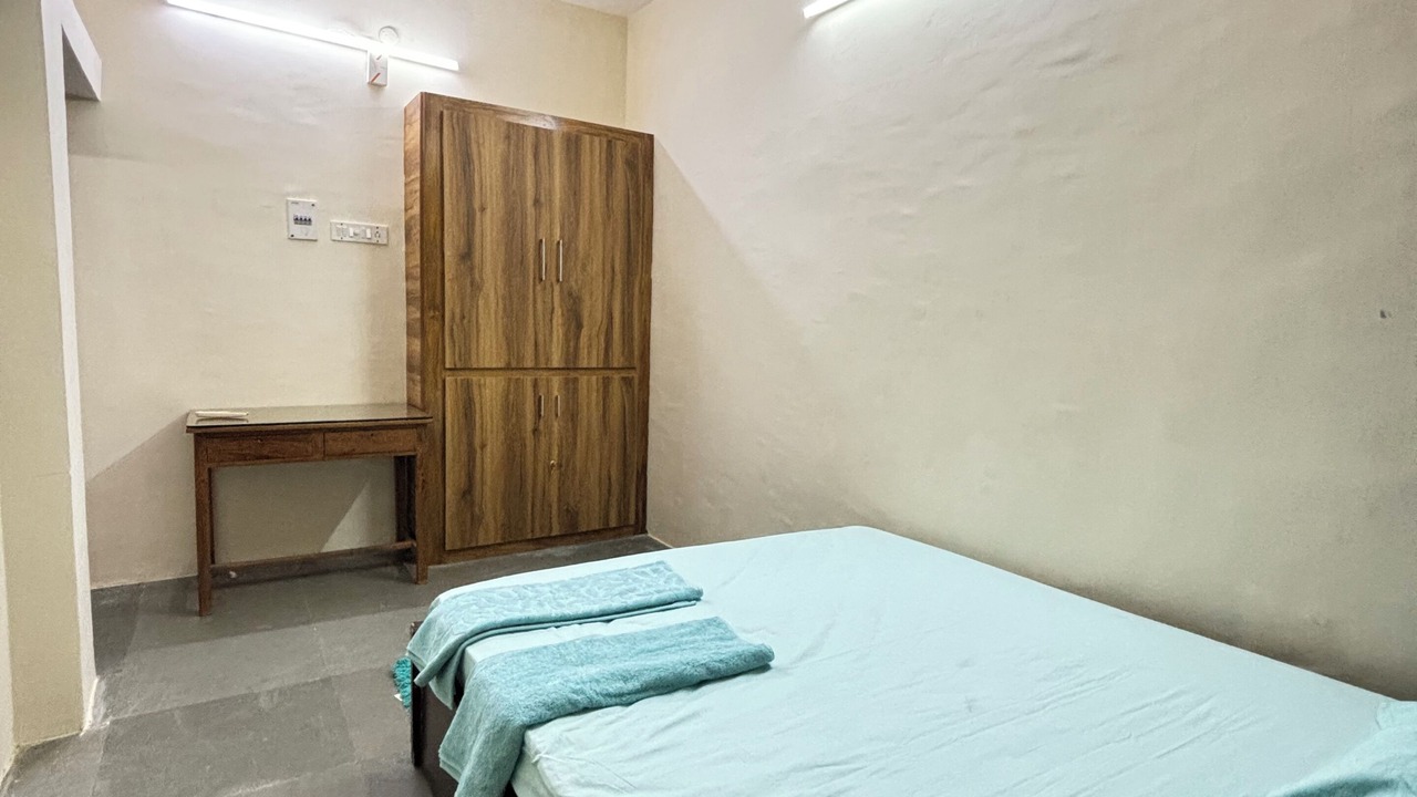 Photo of Bedroom in Mylapore