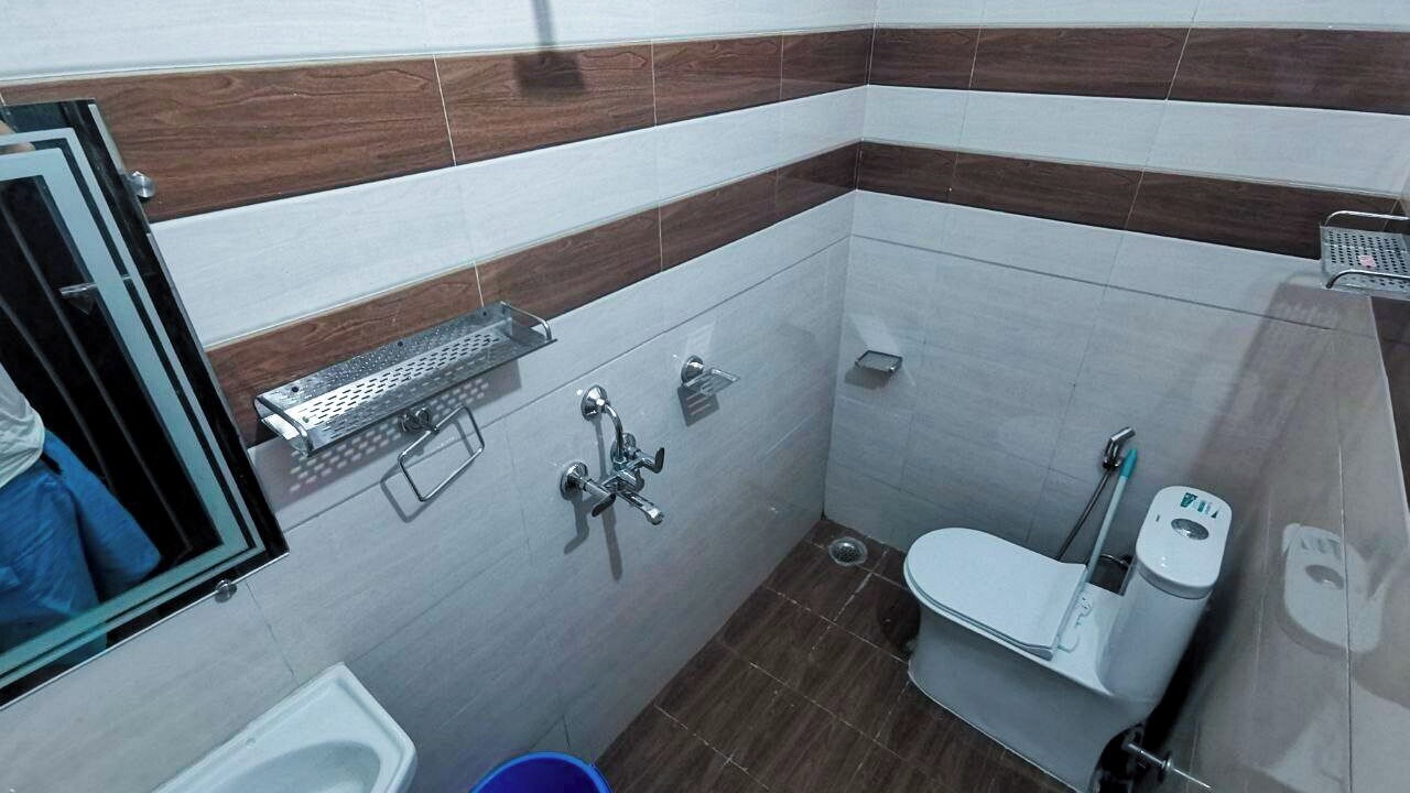 Photo of Bathroom in Tapovan