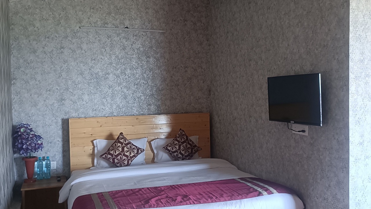 Photo of Bedroom in Bhimtal