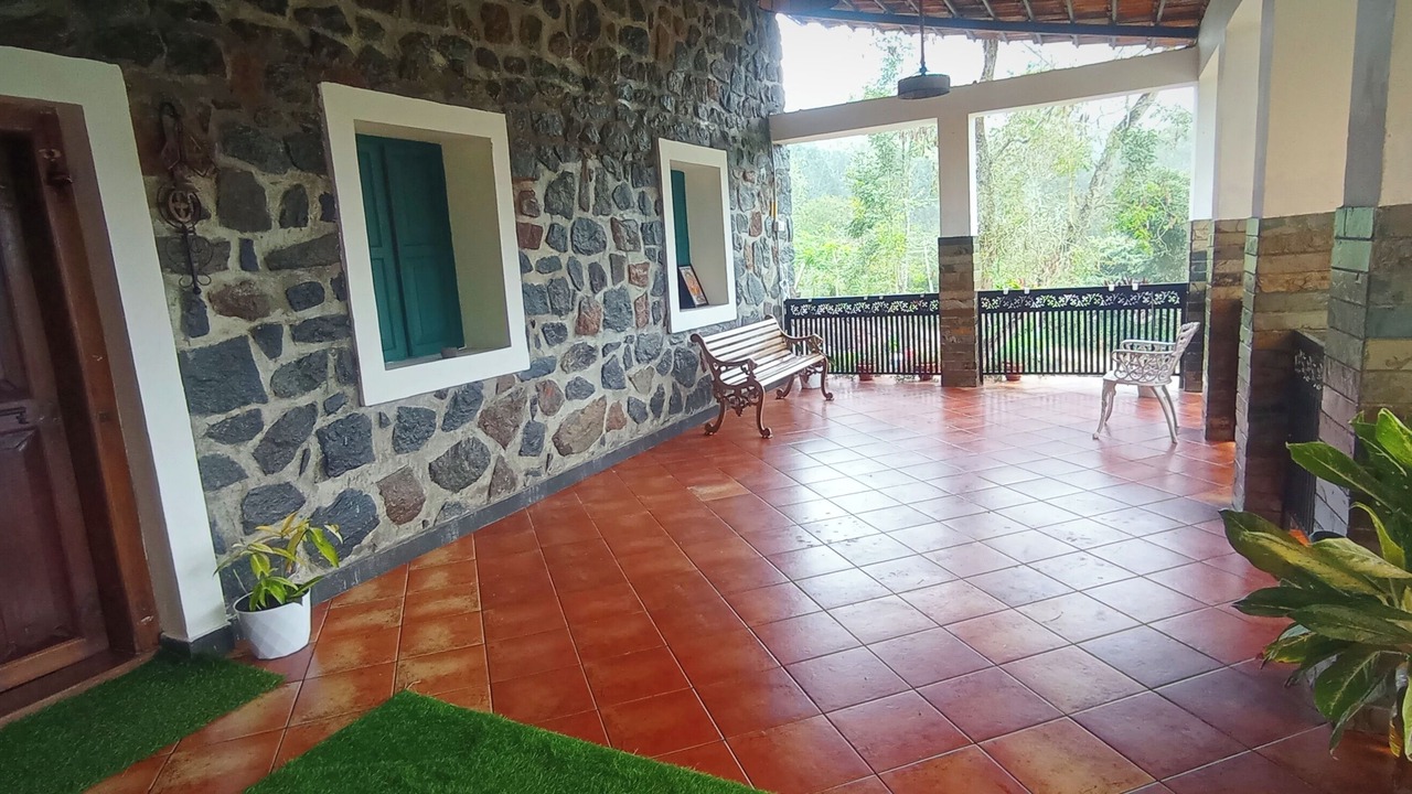 Photo of Patio Balcony in Kodaikanal