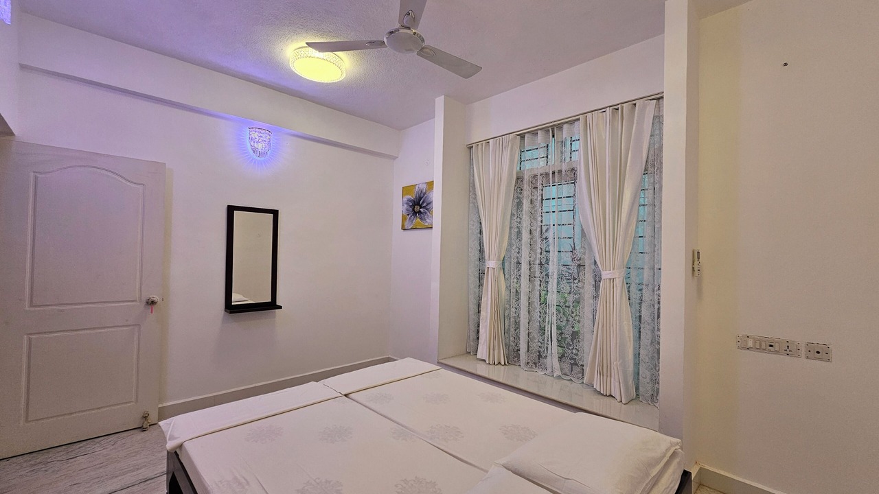 Photo of Bedroom in Mahabalipuram Beach