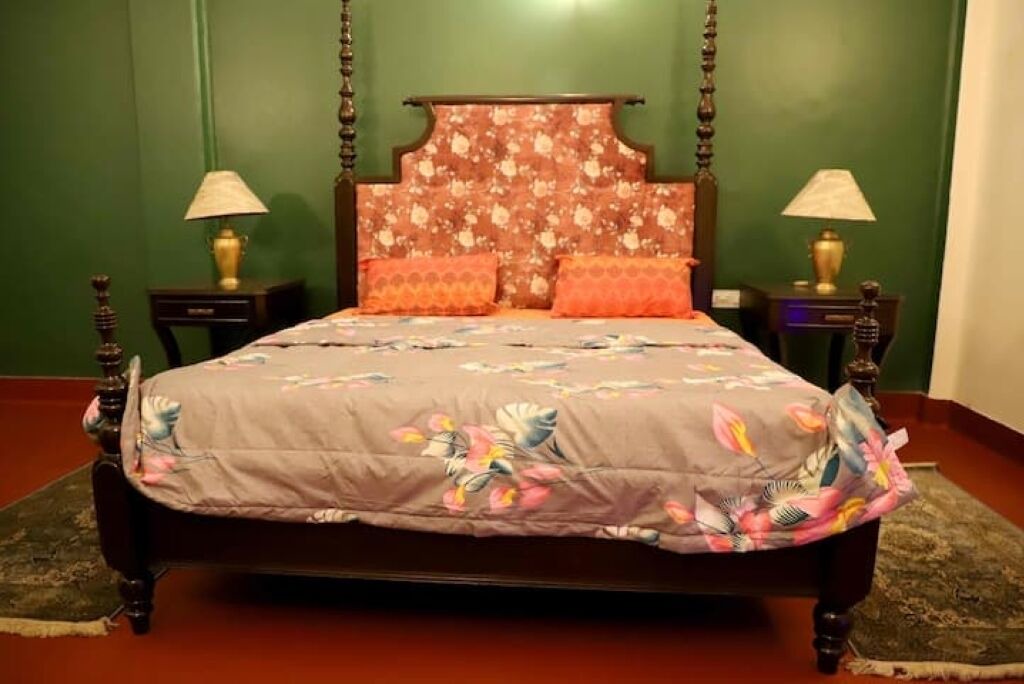 Photo of Bedroom in Dharmatala