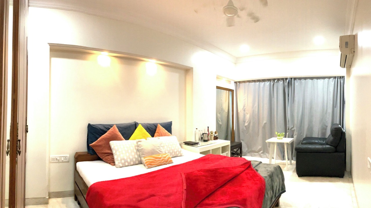 Photo of Bedroom in Juhu