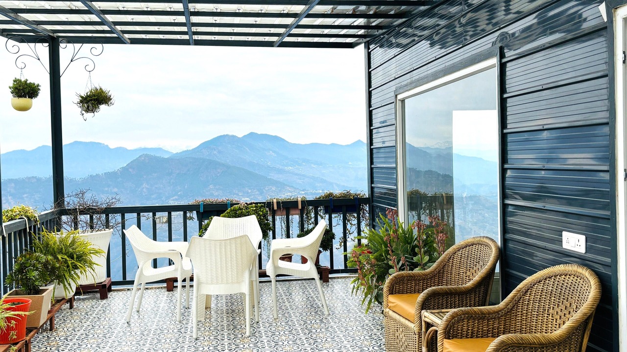 Photo of Patio Balcony in Tehri