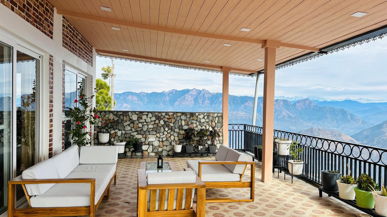 Photo of Patio Balcony in Tehri