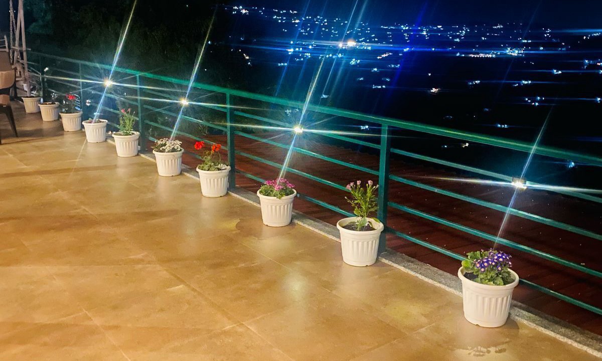 Photo of Patio Balcony in Mukteshwar