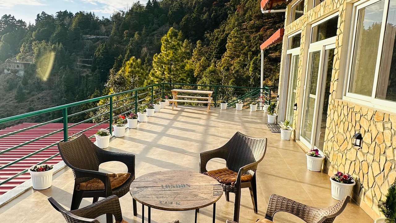 Photo of Patio Balcony in Mukteshwar