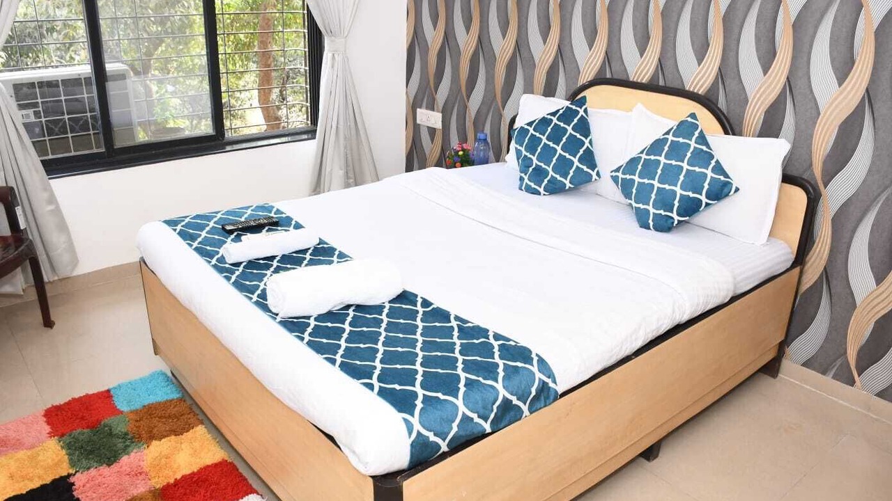 Photo of Bedroom in Kandivali East