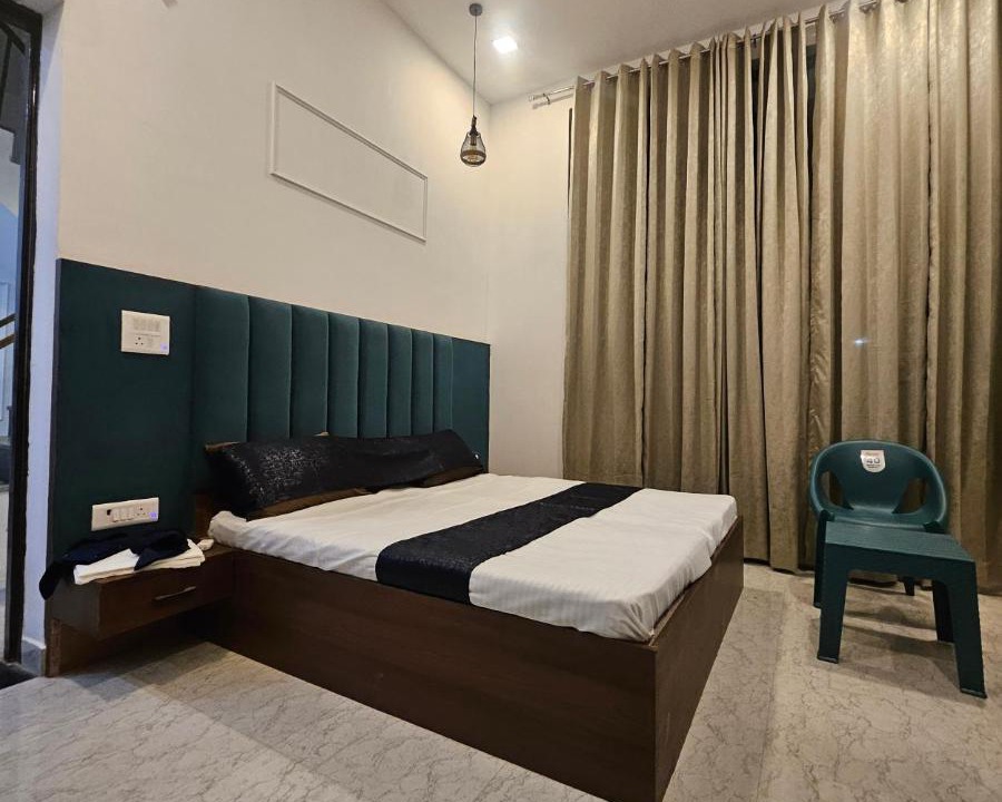 Photo of Bedroom in Khattalwada