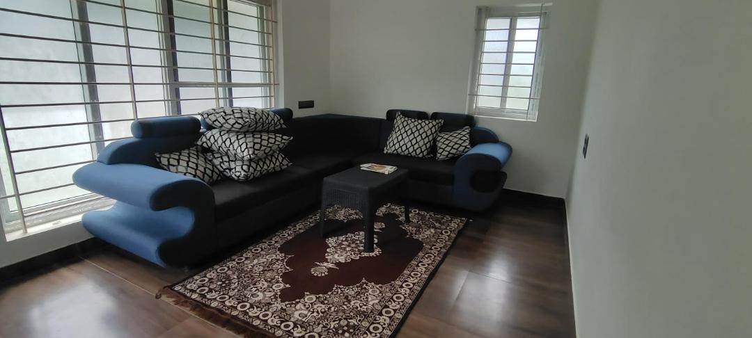 Photo of Livingroom in Sirumalai