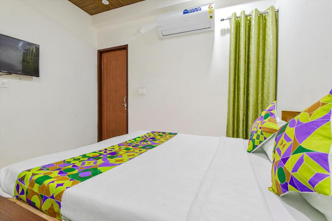 Photo of Bedroom in Dehradun