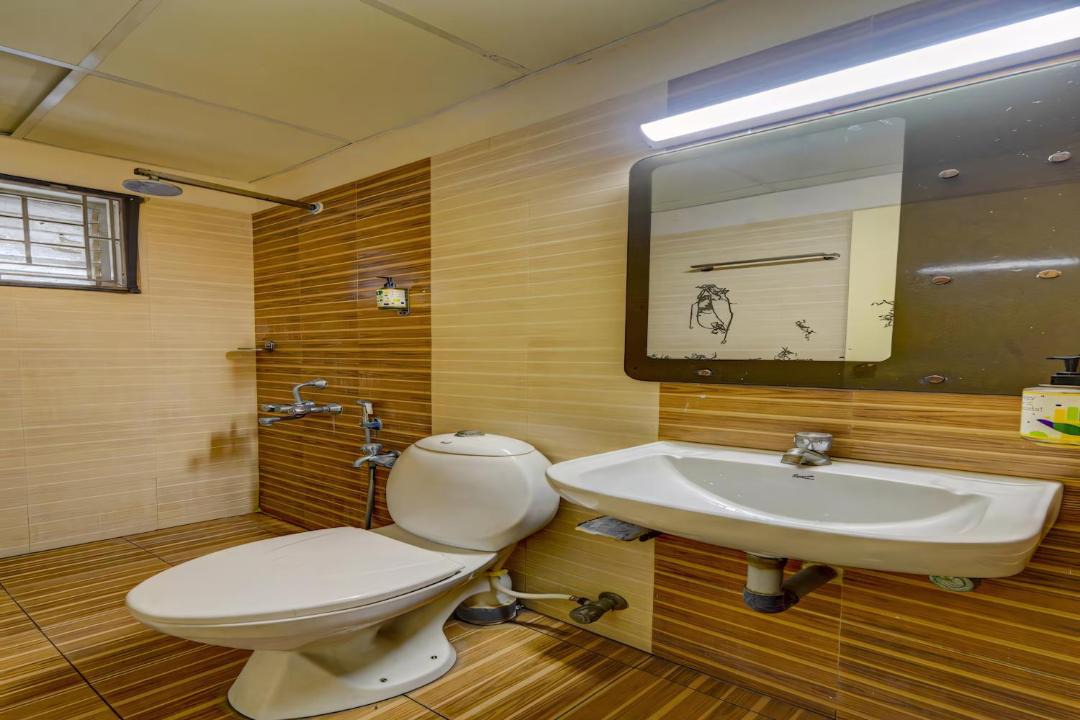 Photo of Bathroom in Kodambakkam