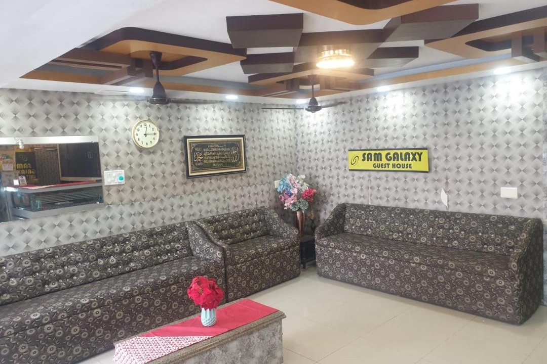 Photo of Livingroom in Triplicane