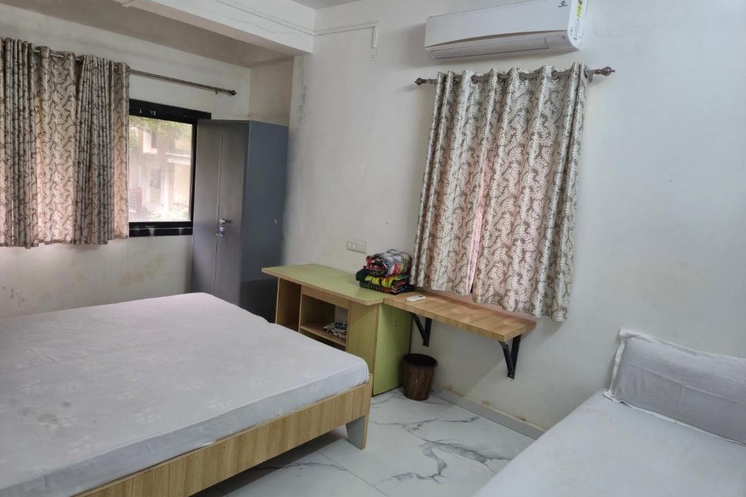 Photo of Bedroom in Pardi