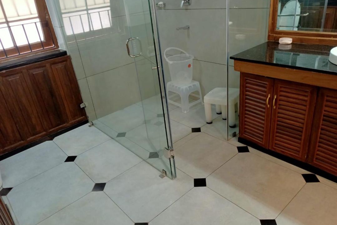 Photo of Bathroom in Coonoor