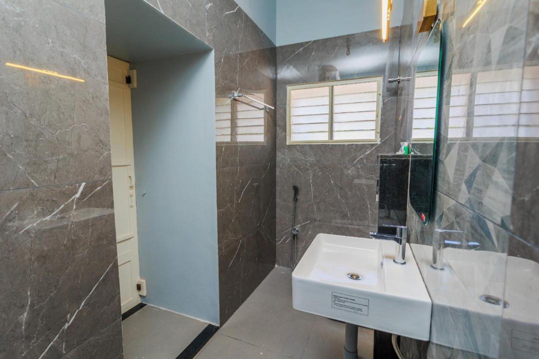 Photo of Bathroom in Palayankottai
