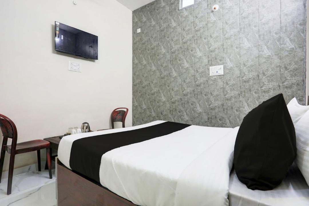 Photo of Bedroom in Bilaspur