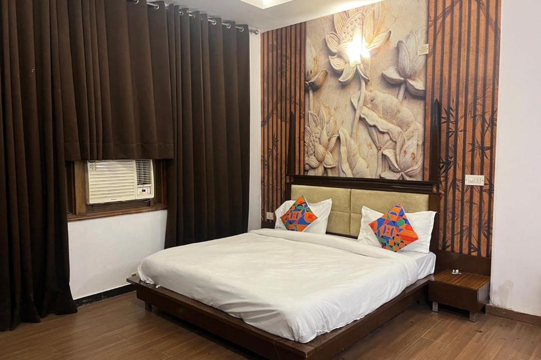 Photo of Bedroom in Kalkaji
