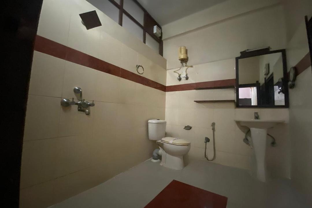 Photo of Bathroom in Bhowanipore