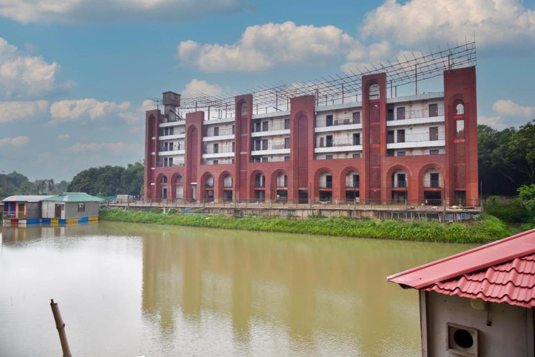 Photo of Buildings in Lalbagh