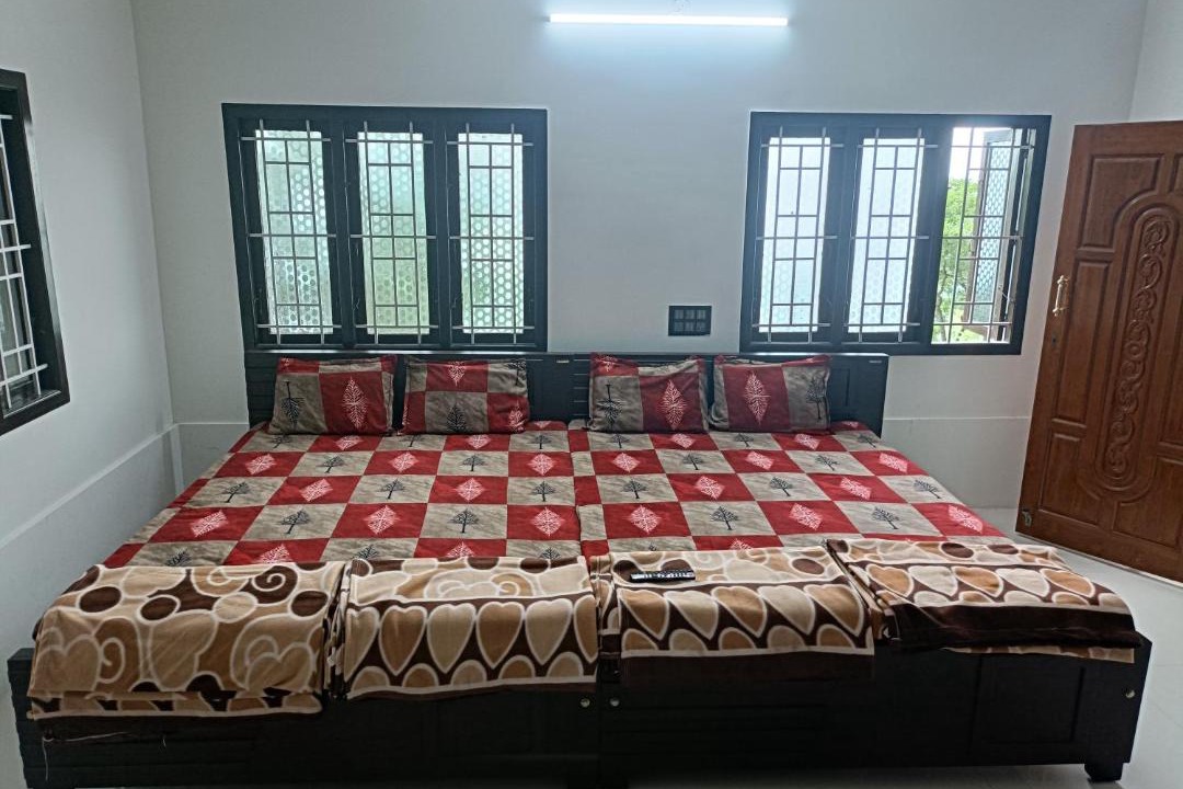 Photo of Bedroom in Sirumalai