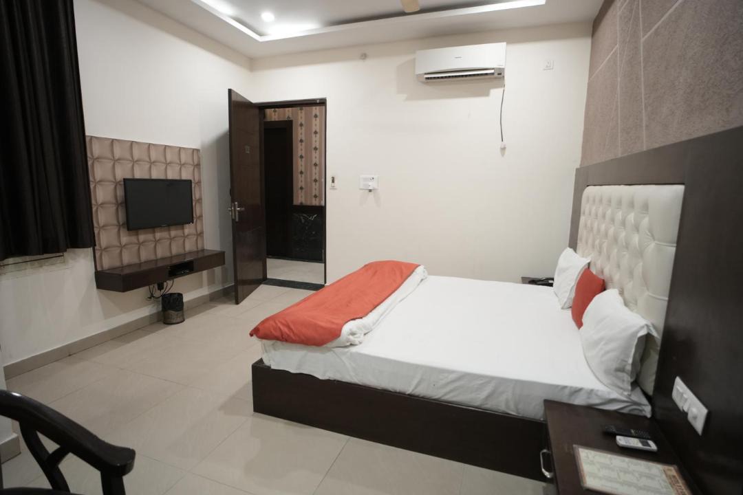Photo of Bedroom in Shivalik Nagar