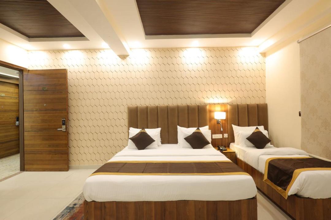 Photo of Bedroom in Alambagh
