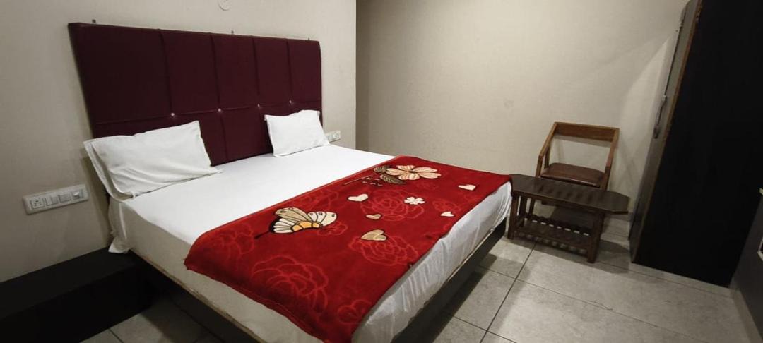Photo of Bedroom in Dewas